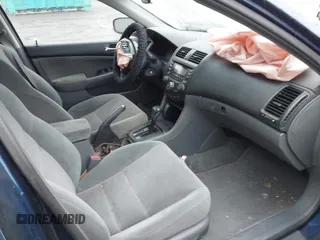 2003 Honda Accord LX z VIN 1HGCM56333A114624, wystawiony jako IAAI lot #41851887 z przebiegiem 158 373 mil mil oraz . Historia ofert i sprzedaży dostępna na DreamBid. Obrazek 5.