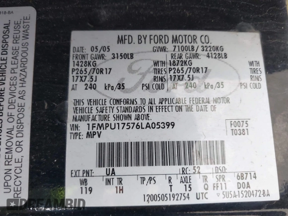 2006 Ford Expedition Eddie Bauer with VIN 1FMPU17576LA05399, listed as a IAAI auction lot 41432779 with 223,738 mi miles. Bid and sale history available at carsss.com. Image 9.