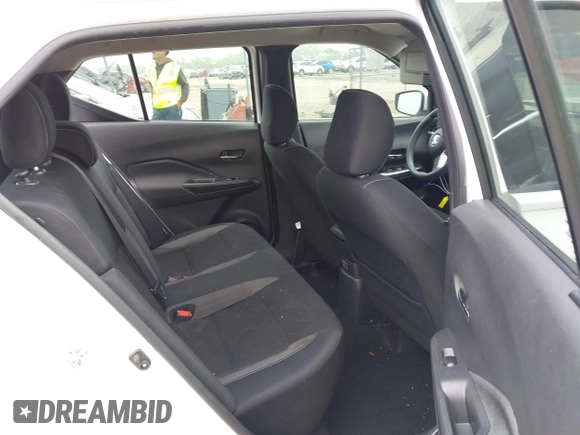 2020 Nissan Kicks SV with VIN 3N1CP5CV9LL500956, listed as a IAAI auction lot 42164189 with 51,678 mi miles and . Bid and sale history available at DreamBid. Image 8.