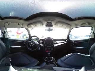2016 MINI Hardtop 4 Door z VIN WMWXU1C50G2D08848, wystawiony jako IAAI lot #42215256 z przebiegiem 102 643 mil mil oraz . Historia ofert i sprzedaży dostępna na DreamBid. Obrazek 19.