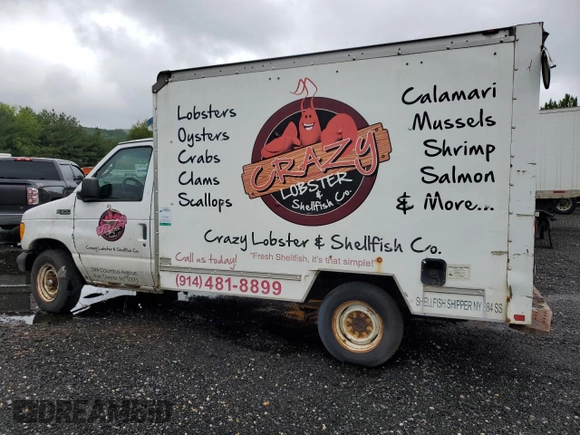 2005 Ford Econoline Cargo z VIN 1FDNE35L05HA95742, wystawiony jako Copart lot #56768625 z przebiegiem 130 000 mil mil oraz Czysty tytuł • Clean title. Historia ofert i sprzedaży dostępna na DreamBid. Obrazek 2.
