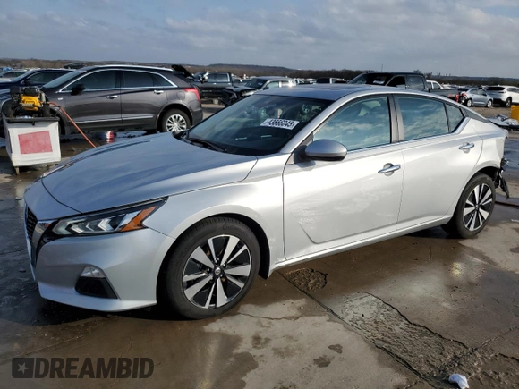 2022 Nissan Altima 2.5 SV with VIN 1N4BL4DV7NN329792, listed as a Copart auction lot 43656045 with 34,338 mi miles and Clean Title. Bid and sale history available at carsss.com. Image 1.