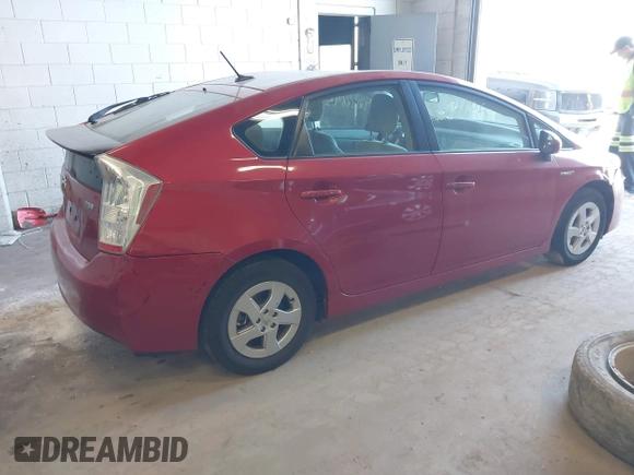 2010 Toyota Prius II with VIN JTDKN3DU0A0090048, listed as a IAAI auction lot 42136695 with Not Provided miles. Bid and sale history available at carsss.com. Image 4.