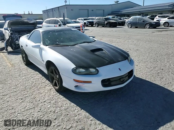 2002 Chevrolet Camaro Z28 z VIN 2G1FP22G922146192, wystawiony jako Copart lot #87924525 z przebiegiem 151 770 mil mil oraz Szkoda całkowita • Salvage title. Historia ofert i sprzedaży dostępna na DreamBid. Obrazek 11.
