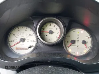 2003 Toyota RAV4 z VIN JTEHH20V930198628, wystawiony jako IAAI lot #42522892 z przebiegiem 207 130 mil mil oraz . Historia ofert i sprzedaży dostępna na DreamBid. Obrazek 7.