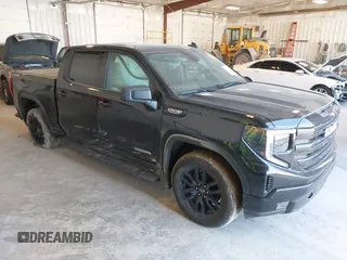 2022 GMC Sierra 1500 Elevation z VIN 3GTUUCED6NG504879, wystawiony jako IAAI lot #42094944 z przebiegiem 82 527 mil mil oraz . Historia ofert i sprzedaży dostępna na DreamBid. Obrazek 1.