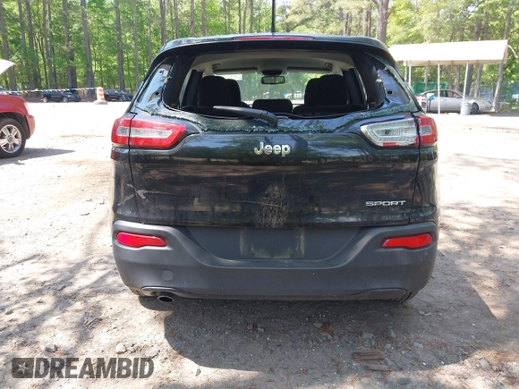 2015 Jeep Cherokee Sport z VIN 1C4PJLAB8FW547813, wystawiony jako IAAI lot #42150186 z przebiegiem 128 121 mil mil oraz . Historia ofert i sprzedaży dostępna na DreamBid. Obrazek 16.