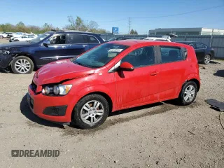2012 Chevrolet Sonic LS z VIN 1G1JA6SH4C4219699, wystawiony jako Copart lot #56548045 z przebiegiem 158 218 mil mil oraz Szkoda całkowita • Salvage title. Historia ofert i sprzedaży dostępna na DreamBid. Obrazek 1.