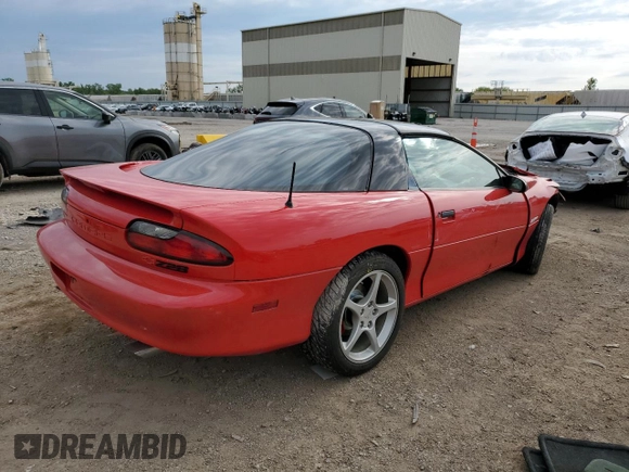 1996 Chevrolet Camaro Z28 z VIN 2G1FP22P8T2118210, wystawiony jako Copart lot #55447785 z przebiegiem 46 836 mil mil oraz Szkoda całkowita • Salvage title. Historia ofert i sprzedaży dostępna na DreamBid. Obrazek 3.