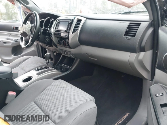 2015 Toyota Tacoma with VIN 3TMLU4EN9FM181683, listed as a IAAI auction lot 41980940 with 176,523 mi miles and . Bid and sale history available at DreamBid. Image 5.
