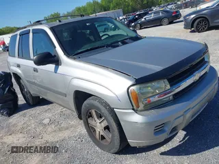 2005 Chevrolet TrailBlazer LT with VIN 1GNDT13SX52297180, listed as a IAAI auction lot 41986574 with 1 mi miles. Bid and sale history available at carsss.com. Image 1.