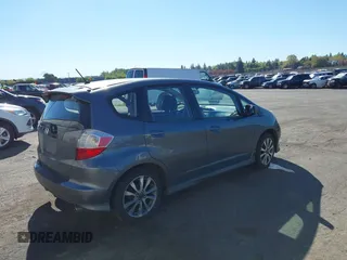 2013 Honda Fit Sport with VIN JHMGE8H58DC045219, listed as a IAAI auction lot 42057466 with 121,837 mi miles. Bid and sale history available at carsss.com. Image 4.
