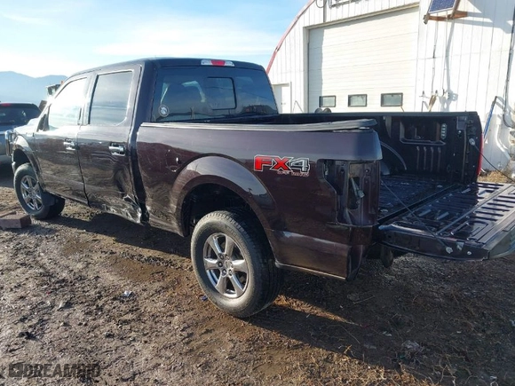 2018 Ford F-150 XL with VIN 1FTFW1EG4JKD10369, listed as a IAAI auction lot 40902272 with 127,782 mi miles. Bid and sale history available at carsss.com. Image 3.