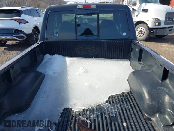 2002 Ford Ranger XL z VIN 1FTZR15E12PB62317, wystawiony jako IAAI lot #41649093 z przebiegiem Nie podano mil oraz . Historia ofert i sprzedaży dostępna na DreamBid. Obrazek 8.