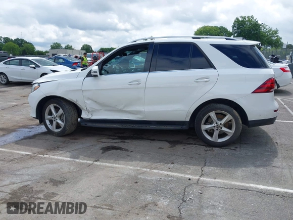 2017 Mercedes-Benz GLE 350 z VIN 4JGDA5HB6HA989666, wystawiony jako IAAI lot #42265677 z przebiegiem 110 215 mil mil oraz . Historia ofert i sprzedaży dostępna na DreamBid. Obrazek 14.