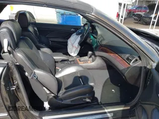 2006 BMW 3 Series 330Ci with VIN WBABW53406PZ42467, listed as a IAAI auction lot 41771449 with 204,527 mi miles. Bid and sale history available at carsss.com. Image 5.