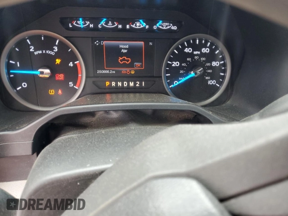 2017 Ford F-350 Lariat с VIN 1FT8W3DT7HEC33220, выставлен на аукционе Copart как лот 52855575 с пробегом 250 666 миль миль и Списание • Salvage title. История ставок и продаж доступна на DreamBid. Изображение 9.