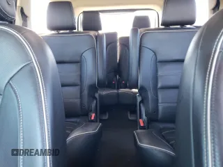 2019 GMC Acadia Denali with VIN 1GKKNPLS0KZ149074, listed as a Copart auction lot 47393255 with 118,557 mi miles and Salvage title. Bid and sale history available at DreamBid. Image 10.