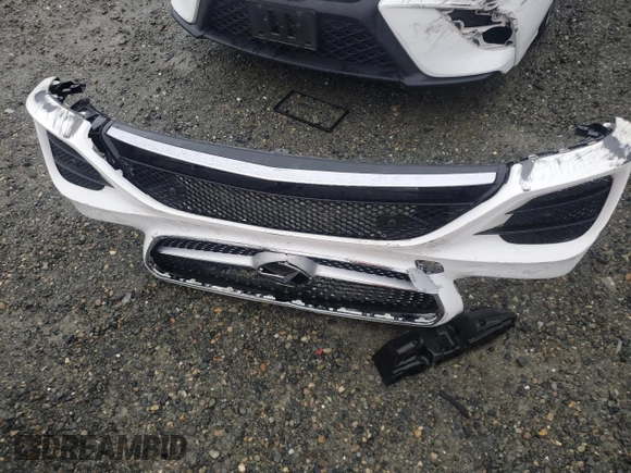 2018 Mercedes-Benz E-Class E 400 with VIN WDD1K6FB3JF041124, listed as a Copart auction lot 43188985 with 19,654 mi miles and Salvage Title. Bid and sale history available at carsss.com. Image 12.