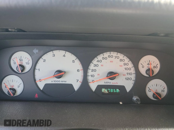 2001 Jeep Grand Cherokee Limited with VIN 1J4GW58N21C591520, listed as a Copart auction lot 42445475 with 247,858 mi miles and Salvage Title. Bid and sale history available at DreamBid. Image 9.