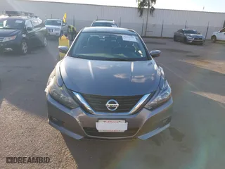 2018 Nissan Altima 2.5 SV with VIN 1N4AL3AP0JC136126, listed as a IAAI auction lot 41431759 with 170,825 mi miles. Bid and sale history available at carsss.com. Image 12.
