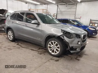 2016 BMW X5 xDrive35i z VIN 5UXKR0C5XG0U12540, wystawiony jako IAAI lot #41179965 z przebiegiem 75 997 mil mil oraz . Historia ofert i sprzedaży dostępna na DreamBid. Obrazek 1.