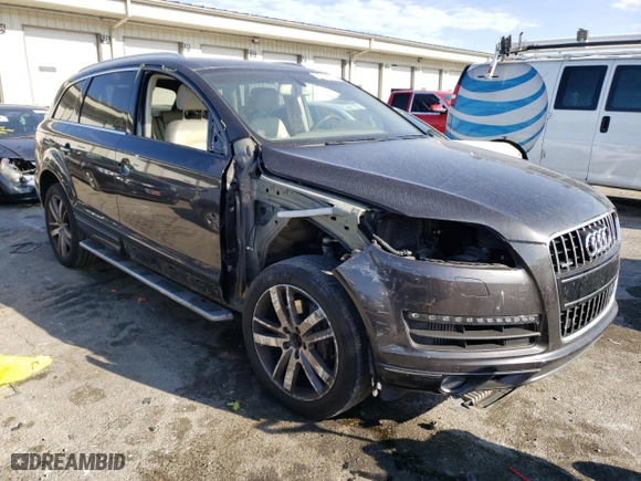 2015 Audi Q7 3.0L TDI Premium Plus with VIN WA1LMBFE5FD013290, listed as a Copart auction lot 61284922 with NaN miles. Bid and sale history available at carsss.com. Image 1.