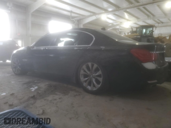 2011 BMW 7 Series 750Li xDrive с VIN WBAKC8C54BC432921, выставлен на аукционе Copart как лот 45334265 с пробегом 138 272 миль миль и Списание • Salvage title. История ставок и продаж доступна на DreamBid. Изображение 2.
