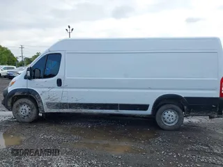 2023 Ram ProMaster Cargo with VIN 3C6MRVJG5PE511969, listed as a IAAI auction lot 40445544 with 220,363 mi miles and . Bid and sale history available at DreamBid. Image 14.