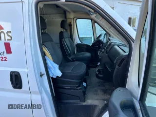 2017 Ram ProMaster Cargo with VIN 3C6TRVCG6HE537734, listed as a Copart auction lot 76005984 with 218,832 mi miles and Salvage Title. Bid and sale history available at carsss.com. Image 7.