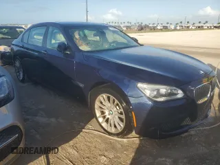 2015 BMW 7 Series 750Li xDrive with VIN WBAYF8C58FD654184, listed as a Copart auction lot 77203184 with 122,955 mi miles and Non Repairable. Bid and sale history available at DreamBid. Image 4.