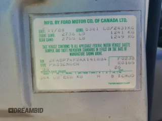 1989 Ford Crown Victoria z VIN 2FABP74F2KX141884, wystawiony jako Copart lot #74934494 z przebiegiem 84 761 mil mil oraz Szkoda całkowita • Salvage title. Historia ofert i sprzedaży dostępna na DreamBid. Obrazek 15.