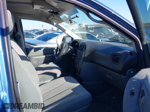 2007 Dodge Grand Caravan SXT with VIN 2D4GP44LX7R313906, listed as a IAAI auction lot 41402653 with 82,315 mi miles and . Bid and sale history available at DreamBid. Image 5.