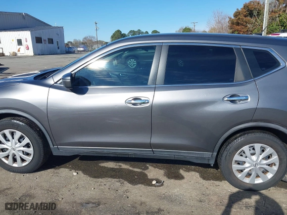 2015 Nissan Rogue S with VIN KNMAT2MT8FP528798, listed as a IAAI auction lot 41878426 with 75,806 mi miles. Bid and sale history available at carsss.com. Image 15.