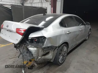2016 Kia Cadenza Premium with VIN KNALN4D72G5214513, listed as a IAAI auction lot 41879699 with 117,724 mi miles. Bid and sale history available at carsss.com. Image 4.