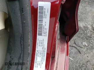2015 Chrysler 200 C z VIN 1C3CCCEG7FN584277, wystawiony jako Copart lot #56984225 z przebiegiem 112 377 mil mil oraz Szkoda całkowita • Salvage title. Historia ofert i sprzedaży dostępna na DreamBid. Obrazek 12.