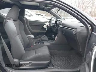 2012 Scion tC z VIN JTKJF5C72C3024241, wystawiony jako IAAI lot #41750123 z przebiegiem 136 695 mil mil oraz . Historia ofert i sprzedaży dostępna na DreamBid. Obrazek 5.