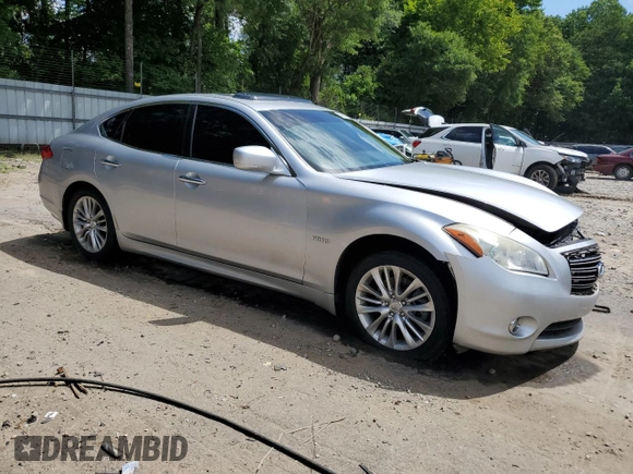 2012 Infiniti M Hybrid with VIN JN1EY1AP0CM910697, listed as a Copart auction lot 60821335 with 145,533 mi miles and Salvage title. Bid and sale history available at DreamBid. Image 4.