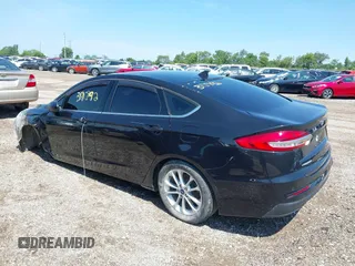 2020 Ford Fusion SE with VIN 3FA6P0HD6LR101129, listed as a IAAI auction lot 39737792 with 18,315 mi miles and . Bid and sale history available at DreamBid. Image 3.