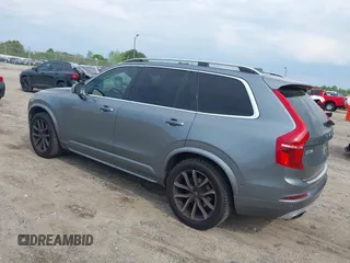 2018 Volvo XC90 Momentum z VIN YV4A22PK1J1192099, wystawiony jako IAAI lot #42017059 z przebiegiem 115 760 mil mil oraz . Historia ofert i sprzedaży dostępna na DreamBid. Obrazek 3.