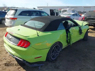 2020 Ford Mustang EcoBoost z VIN 1FATP8UHXL5186022, wystawiony jako IAAI lot #41395446 z przebiegiem 117 634 mil mil oraz . Historia ofert i sprzedaży dostępna na DreamBid. Obrazek 4.