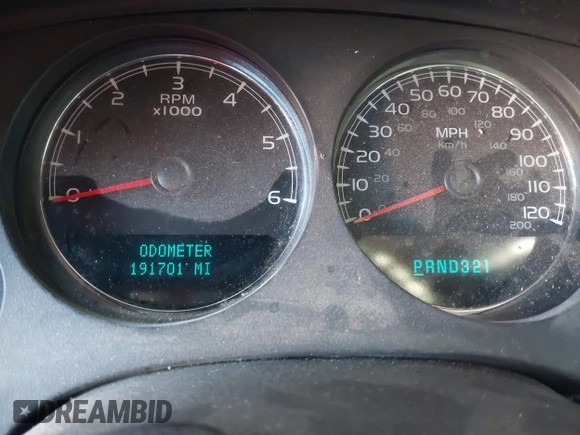 2007 GMC Yukon SLE with VIN 1GKFC13J37J115700, listed as a IAAI auction lot 41389752 with 191,701 mi miles. Bid and sale history available at carsss.com. Image 7.
