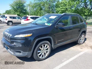 2016 Jeep Cherokee Limited with VIN 1C4PJMDB7GW318803, listed as a IAAI auction lot 42288603 with 170,103 mi miles and . Bid and sale history available at DreamBid. Image 6.