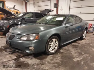 2006 Pontiac Grand Prix GT with VIN 2G2WR554461315118, listed as a IAAI auction lot 41583027 with 243614 miles. Bid and sale history available at carsss.com. Image 17.