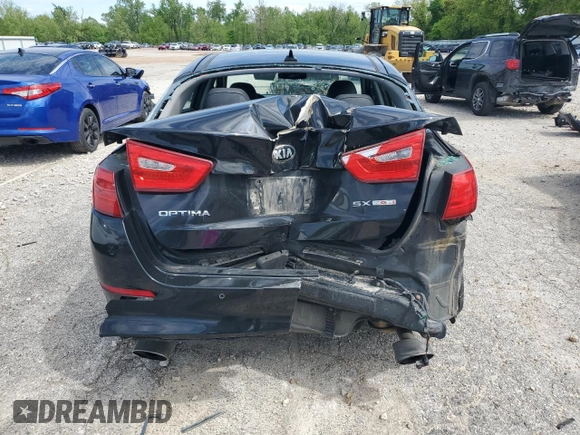 2014 Kia Optima SX Turbo z VIN 5XXGR4A67EG306326, wystawiony jako Copart lot #55883095 z przebiegiem 142 544 mil mil oraz Szkoda całkowita • Salvage title. Historia ofert i sprzedaży dostępna na DreamBid. Obrazek 6.