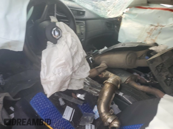 2017 Nissan Rogue SL with VIN JN8AT2MT3HW393002, listed as a Copart auction lot 44033865 with Not Provided miles and Non Repairable. Bid and sale history available at DreamBid. Image 8.