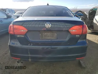 2014 Volkswagen Jetta TDI with VIN 3VWLL7AJ6EM261297, listed as a Copart auction lot 44864455 with 161,206 mi miles and Clean title. Bid and sale history available at DreamBid. Image 6.