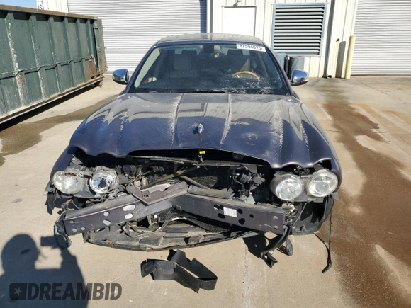 2008 Jaguar XJ Vanden Plas with VIN SAJWA82B08SH20004, listed as a Copart auction lot 87594075 with 130,172 mi miles and Salvage Title. Bid and sale history available at carsss.com. Image 5.
