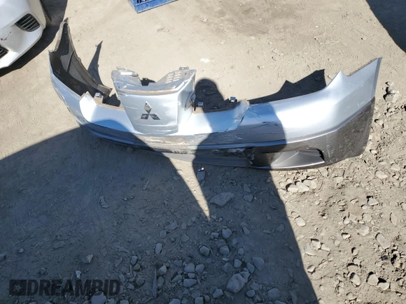 2005 Mitsubishi Outlander LS z VIN JA4LZ31F55U049938, wystawiony jako Copart lot #75691644 z przebiegiem 113 518 mil mil oraz Szkoda całkowita • Salvage title. Historia ofert i sprzedaży dostępna na DreamBid. Obrazek 13.