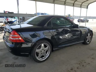 2001 Mercedes-Benz SLK 230 Kompressor с VIN WDBKK49F81F171836, выставлен на аукционе Copart как лот 45550685 с пробегом 114 382 миль миль и Списание • Salvage title. История ставок и продаж доступна на DreamBid. Изображение 3.